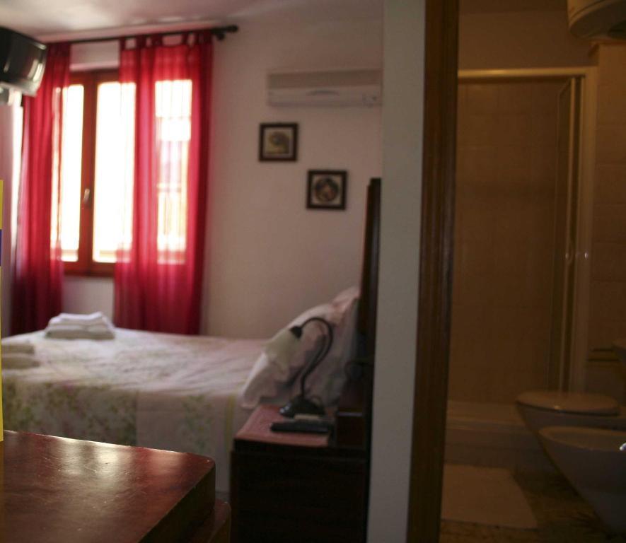 B&B Guest House Il Porto Vecchio Stintino Zimmer foto